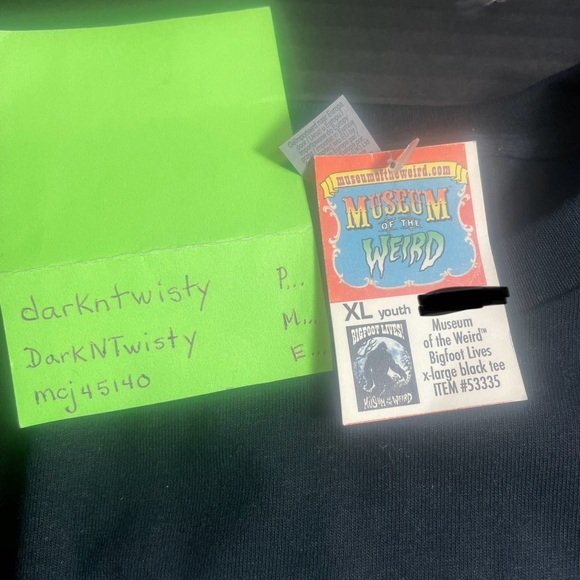 BNWT BIGFOOT LIVES MUSEUM OF THE WEIRD AUSTIN TX BLACK YOUTH TSHIRT XL - Picture 6 of 6